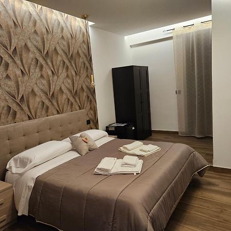 Napoli Central Capodichino B&B エクステリア 写真