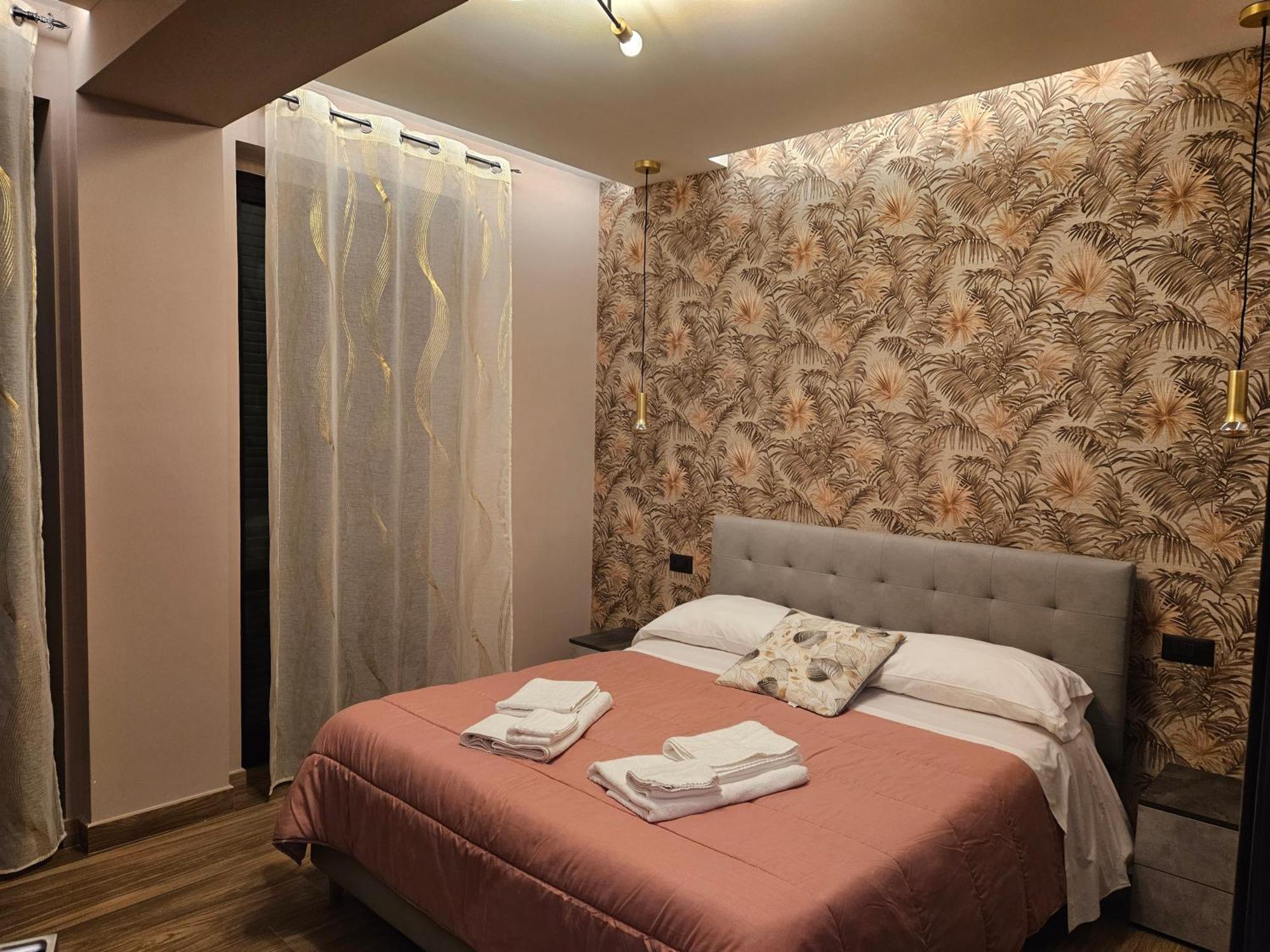 Napoli Central Capodichino B&B エクステリア 写真